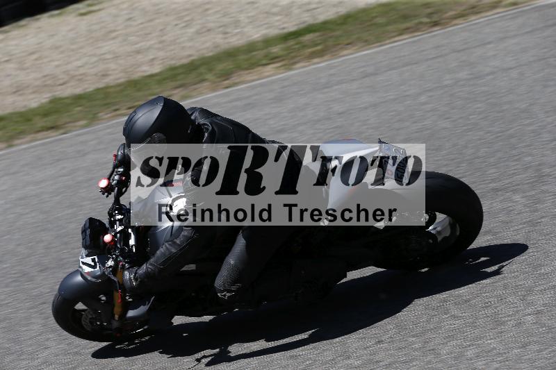 /15 22.05.2026  Plüss Moto Sport  Discover the Bike ADR /Gruppe gelb - Bike 2/unklar